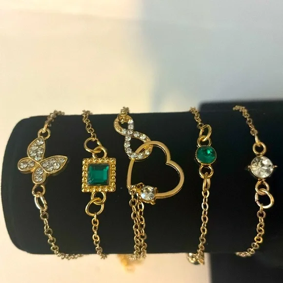 ✨🌿 Elegant Boho Charm Bracelet Set - Picture 2 of 3